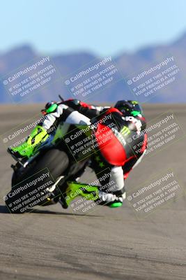 media/Jan-14-2022-Apex Assassins (Fri) [[4609ad47be]]/Trackday 2/Session 3/Turn 12 Backside/